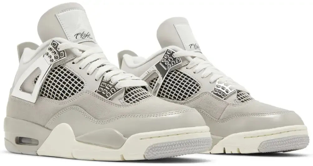 Jordan 4 Frozen Moments