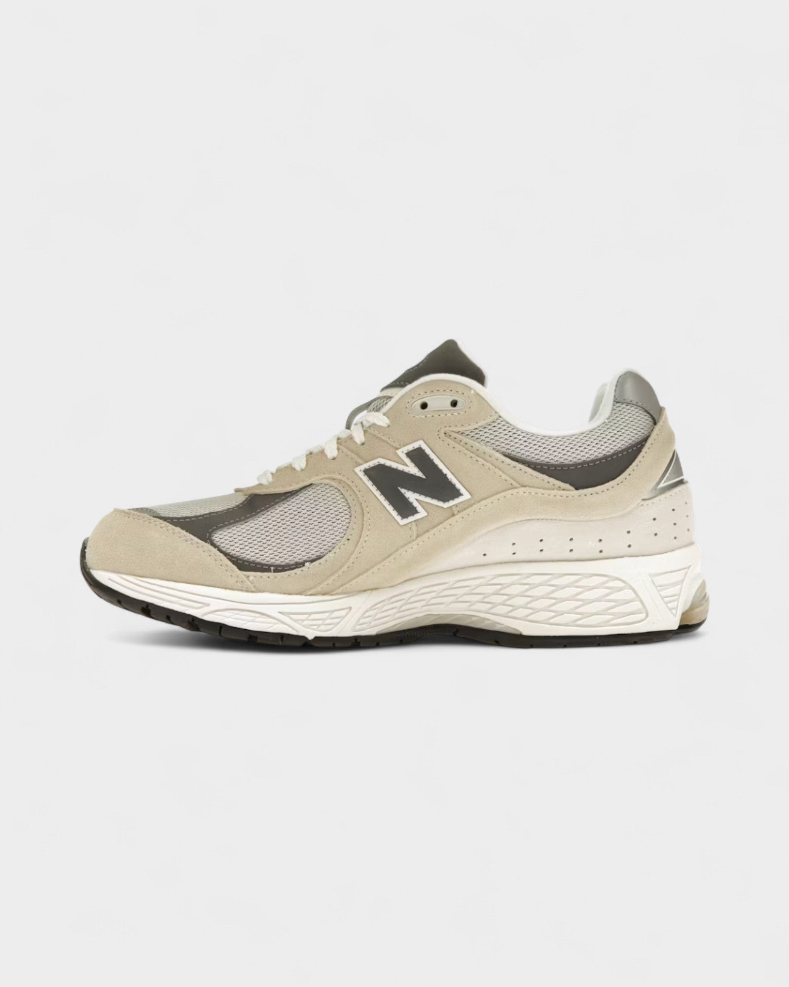New Balance 2002R Sandstone Magnet (GS)