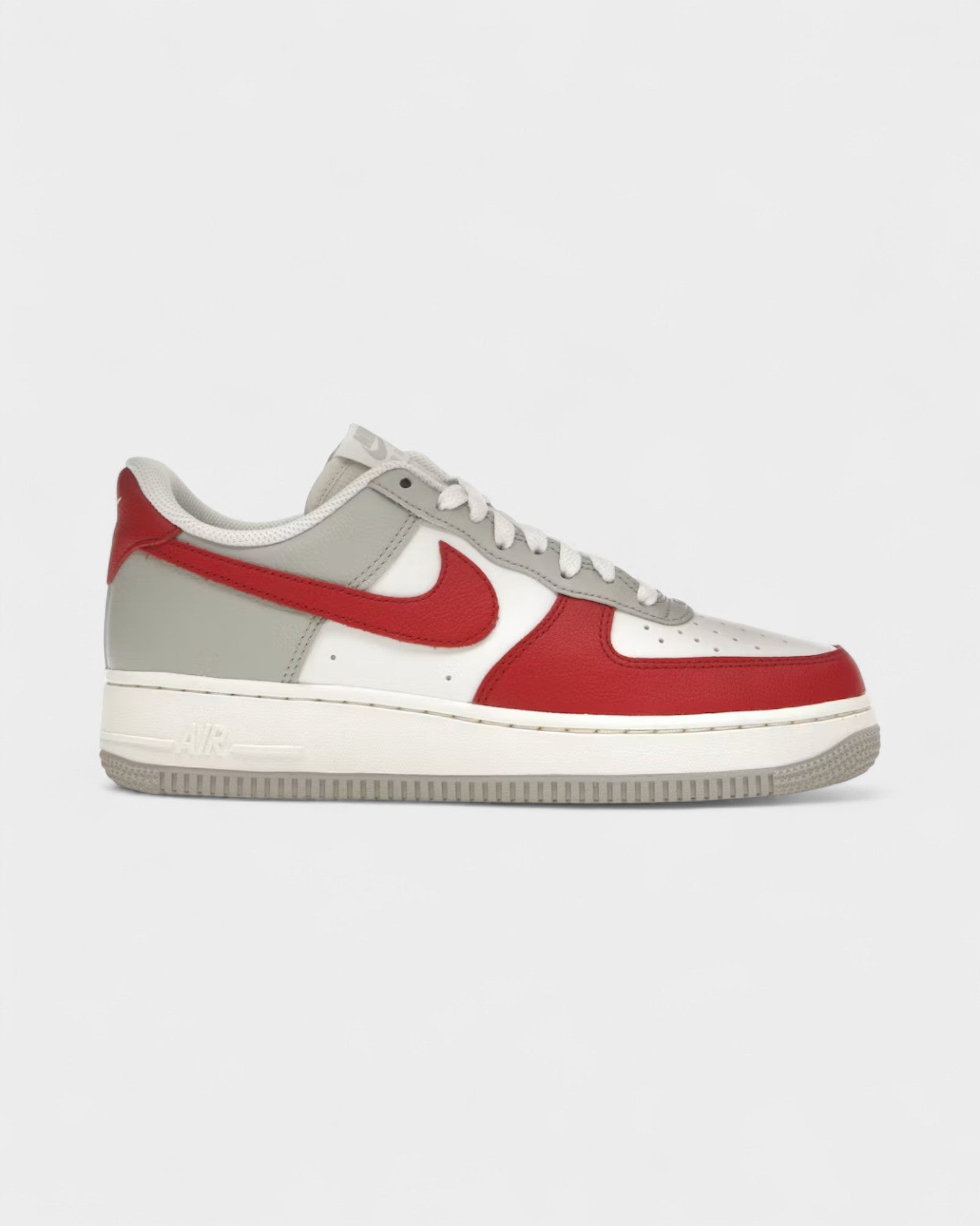 Nike Air Force 1 Low '07 LV8 Phantom Gym Red