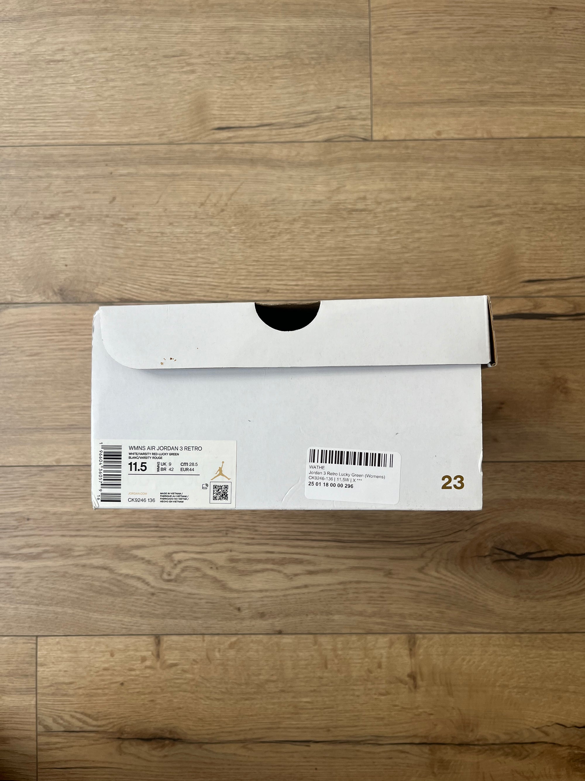 Air Jordan 3 Lucky Green - 44