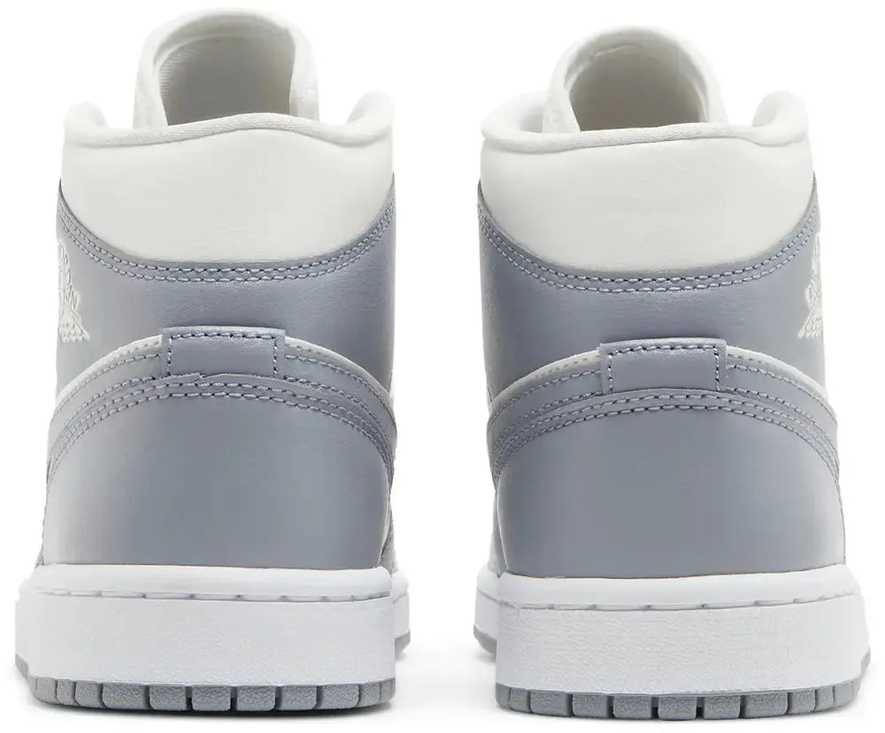 basket-sneakers-AIR JORDAN-Jordan 1 mid Stealth-