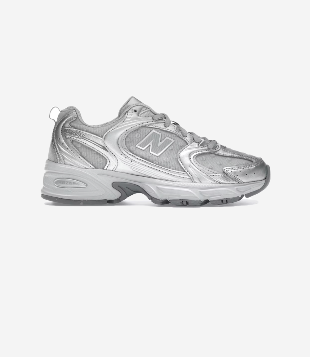 basket-sneakers-NEW BALANCE-New Balance 530 Silver Metallic Raincloud Polka Dots-