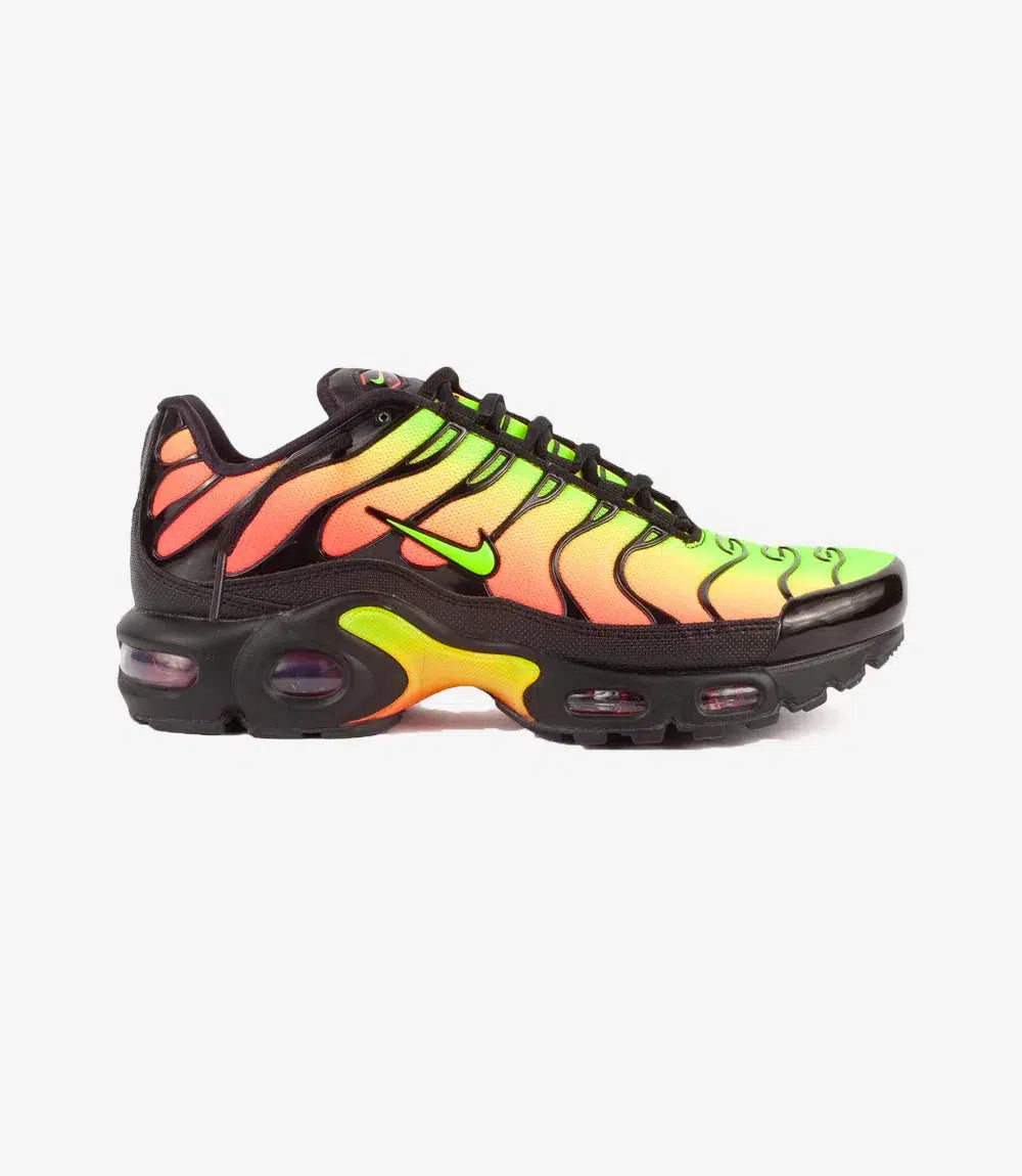basket-sneakers-NIKE-Nike Air Max Plus TN Solar Red-