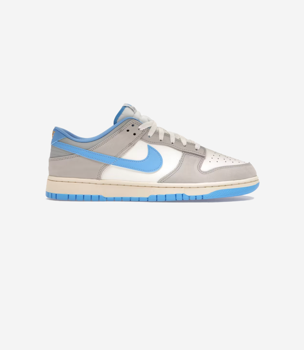 basket-sneakers-NIKE-Nike Dunk Low Athletic Department University Blue-