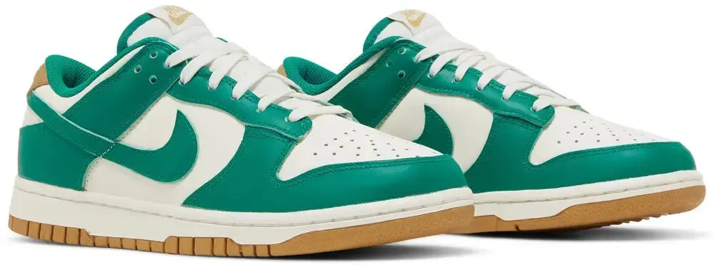 basket-sneakers-NIKE-Nike Dunk Low Malachite University Gold-