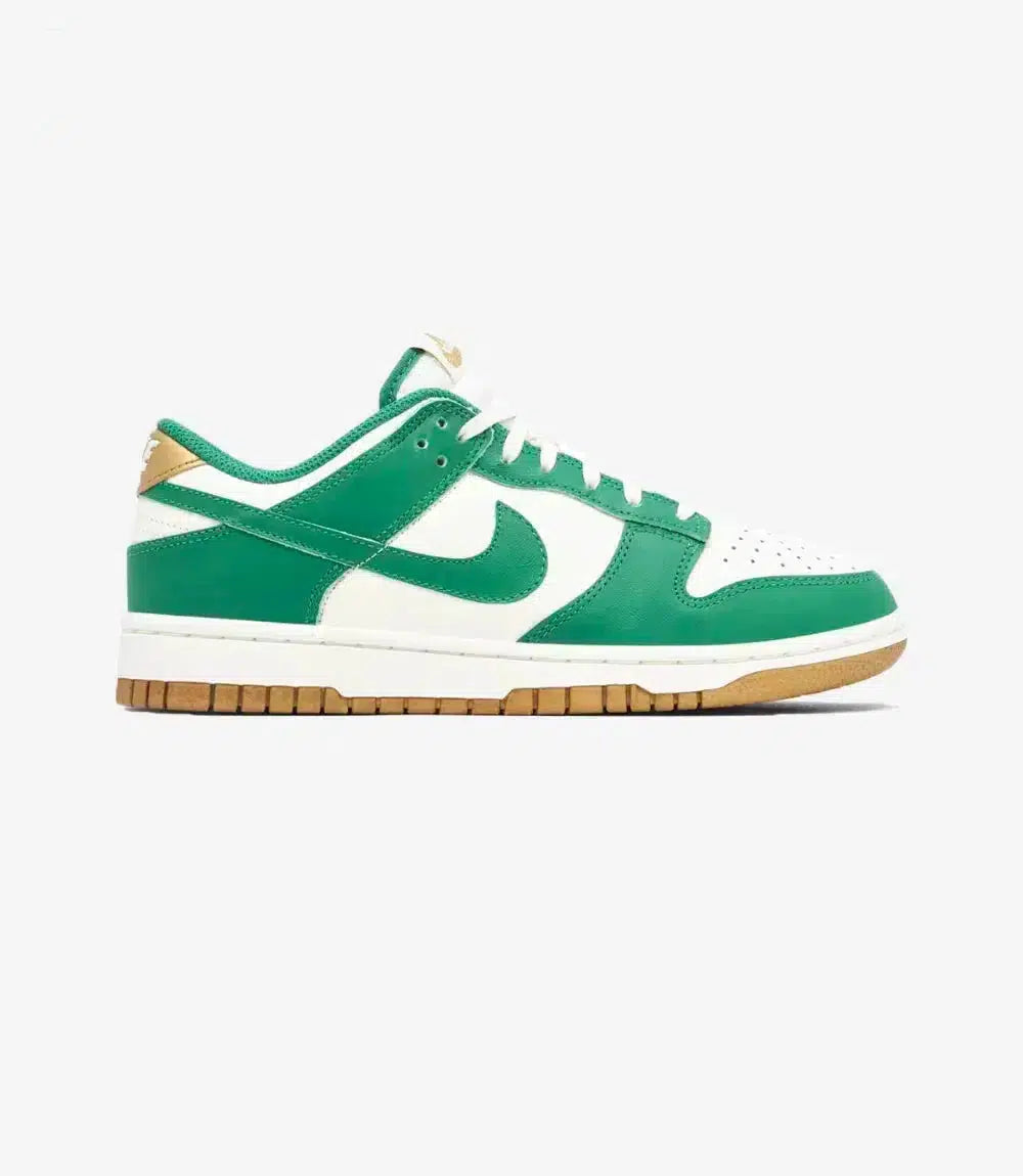 basket-sneakers-NIKE-Nike Dunk Low Malachite University Gold-
