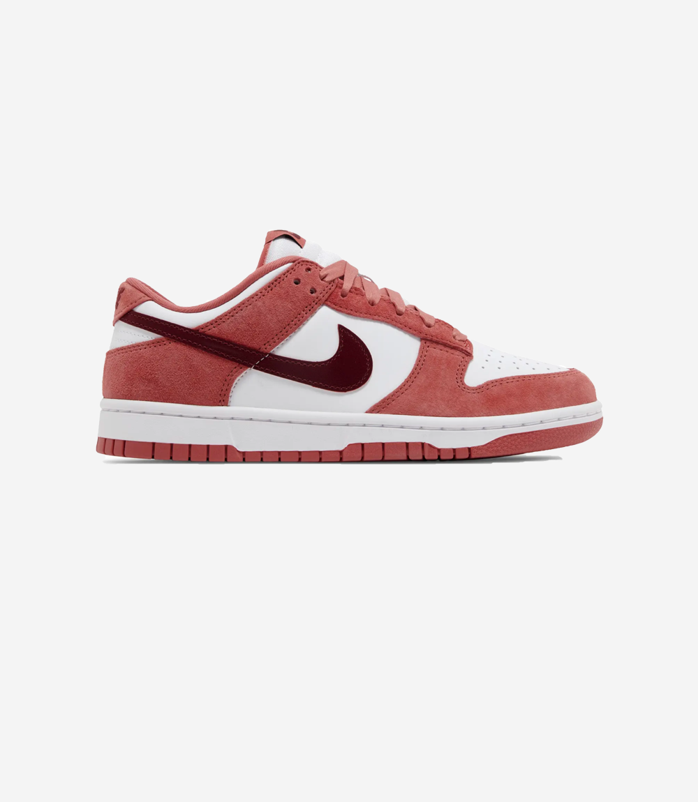 basket-sneakers-NIKE-Nike Dunk Low Valentine's Day (2024) (Women's)-