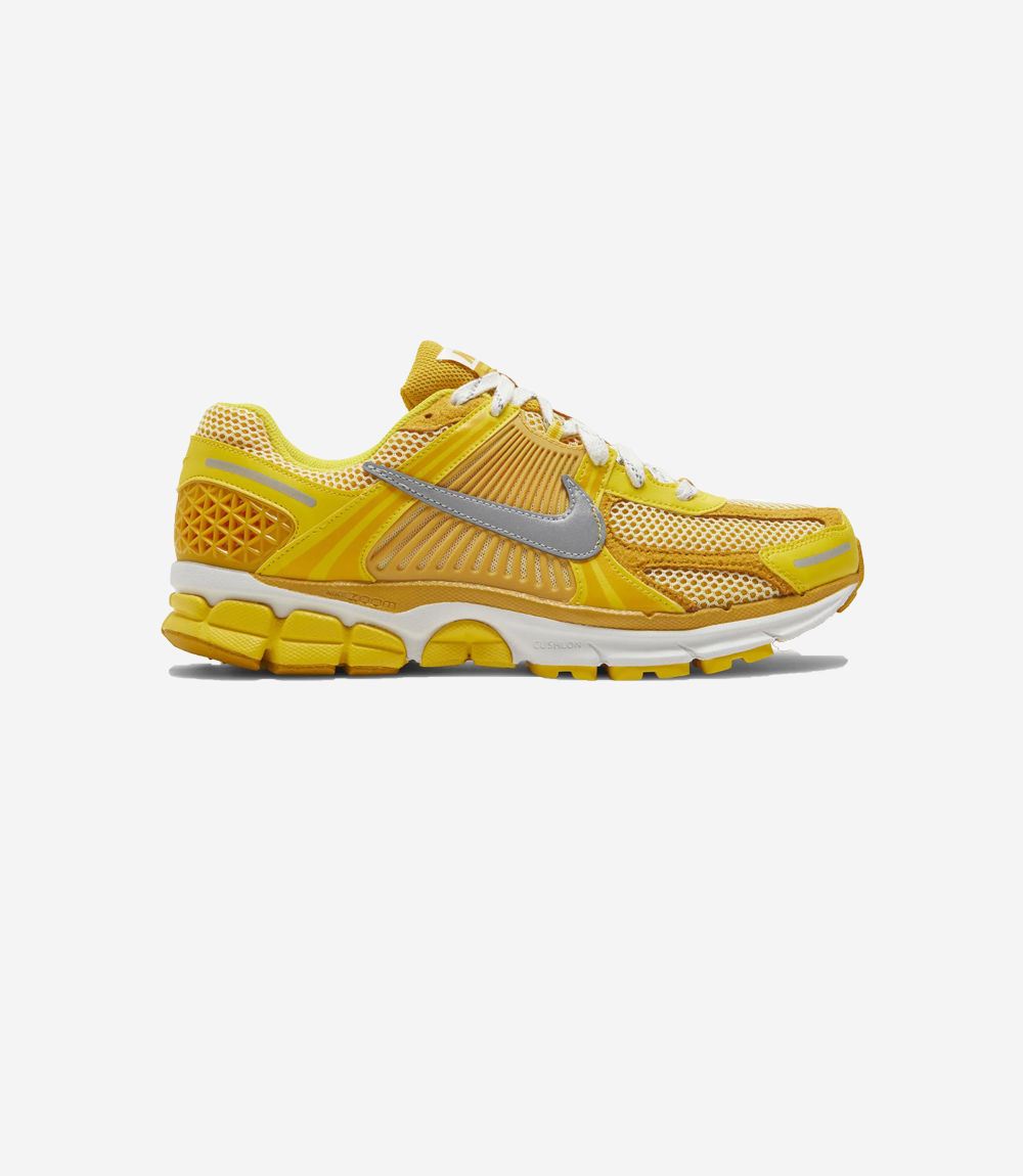 basket-sneakers-NIKE-Nike Zoom Vomero 5 Yellow Ochre-