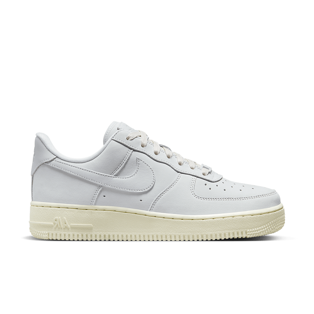 Nike Air Force 1 Low Summit White (Women's)