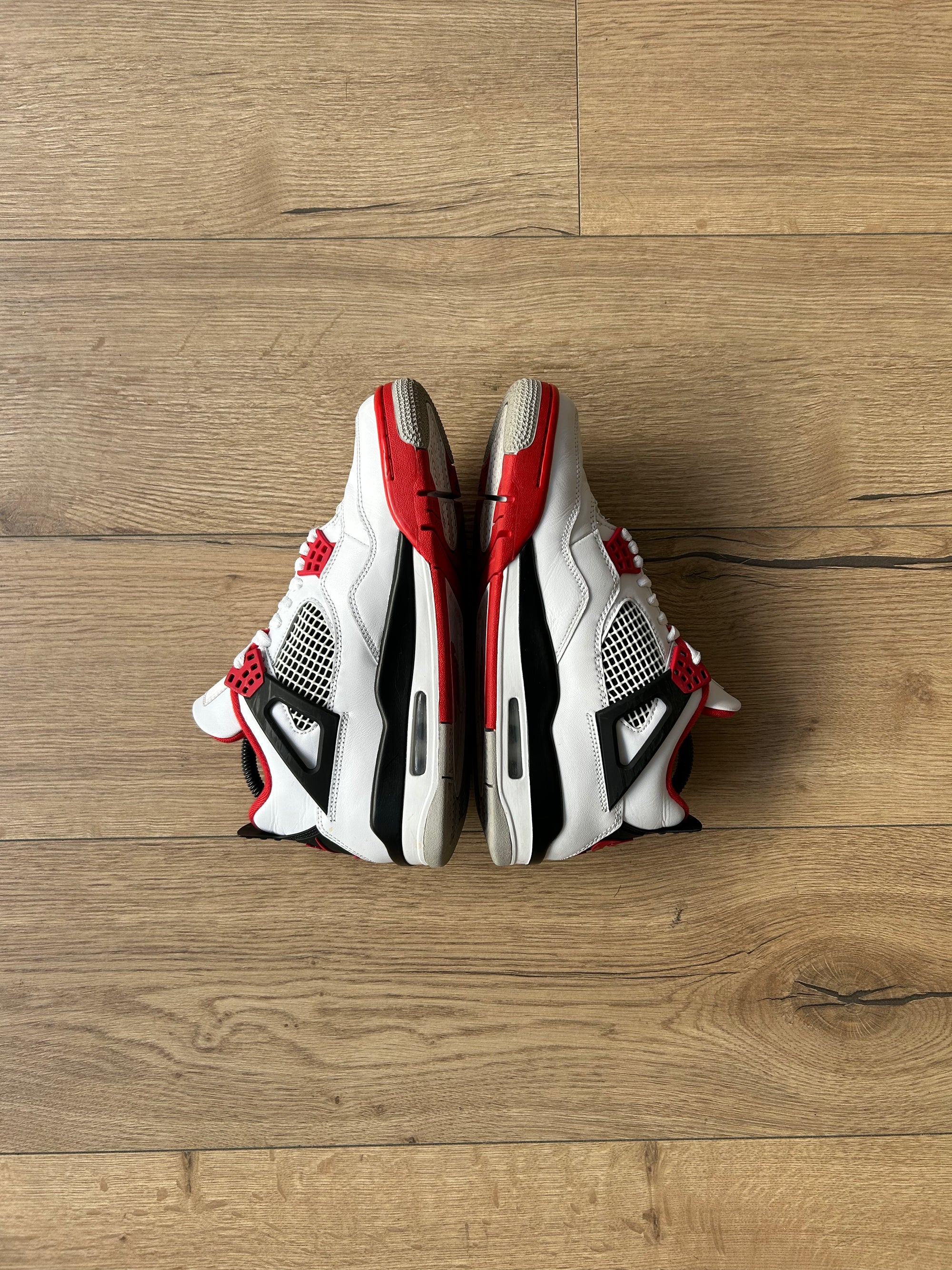 Jordan 4 Retro Fire Red - 41