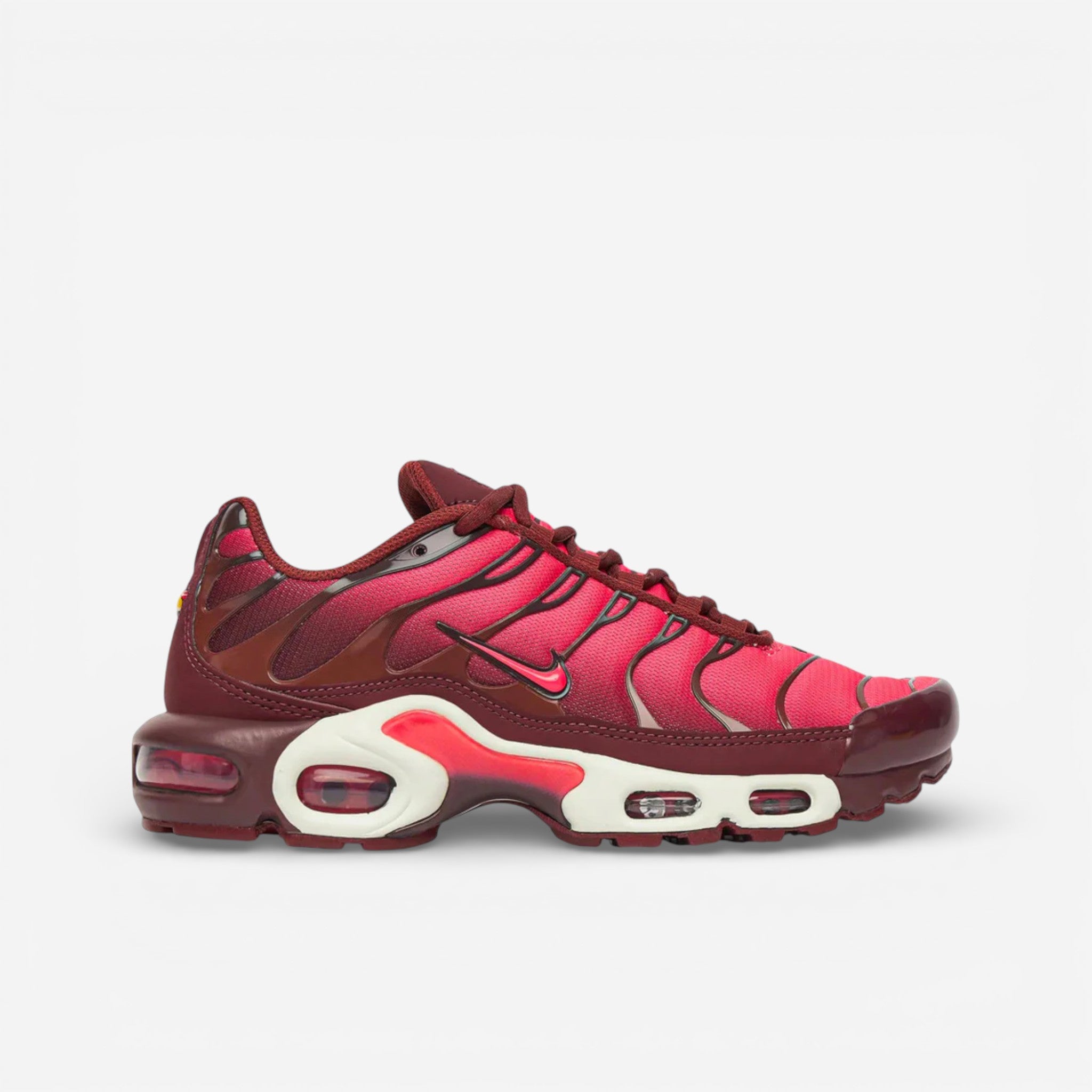 red air max plus women