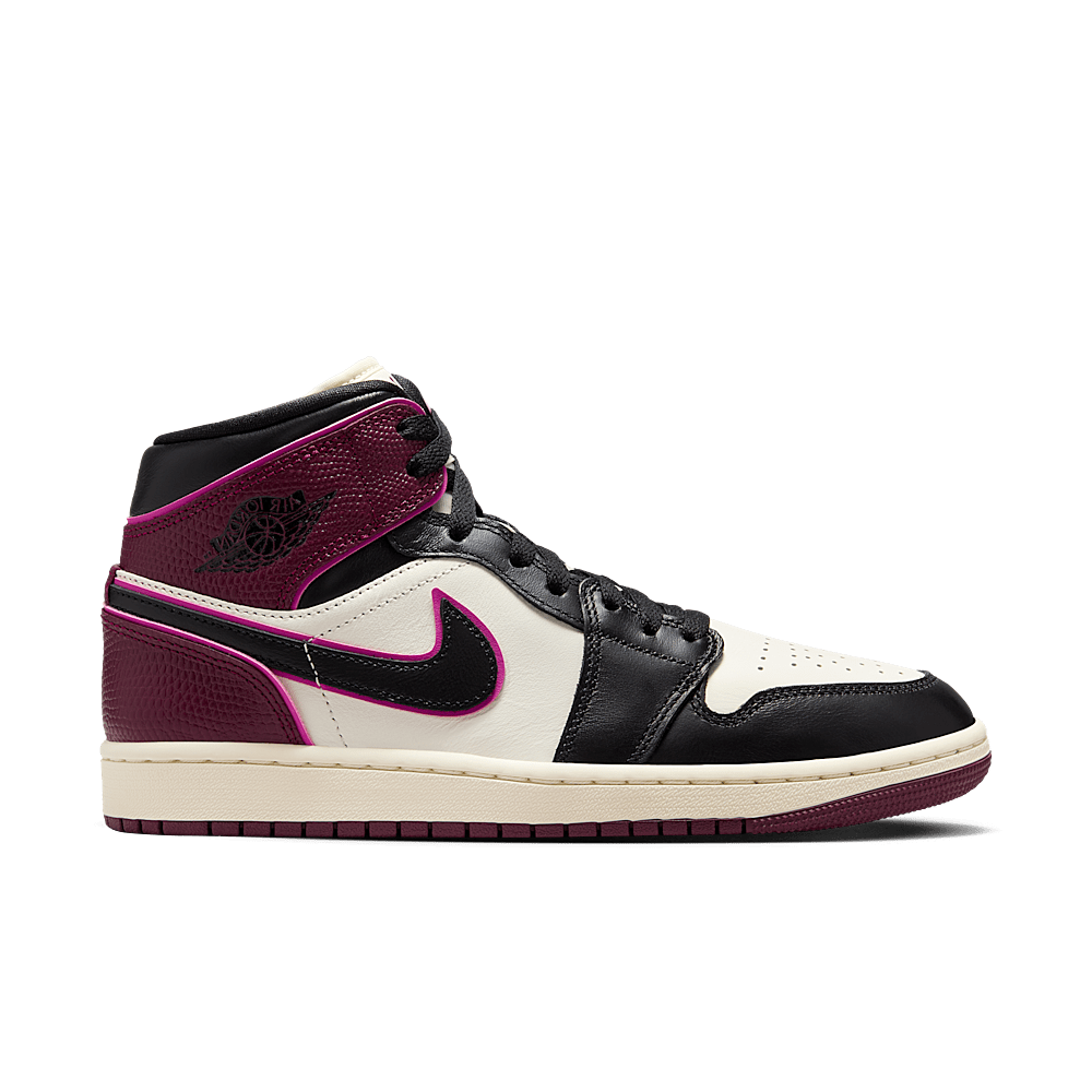 basket-sneakers-AIR JORDAN-Jordan 1 Mid SE Bordeaux (Women's)-