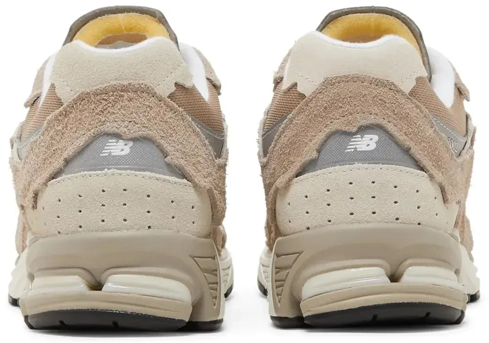 basket-sneakers-NEW BALANCE-New Balance 2002R Protection Pack Beige-