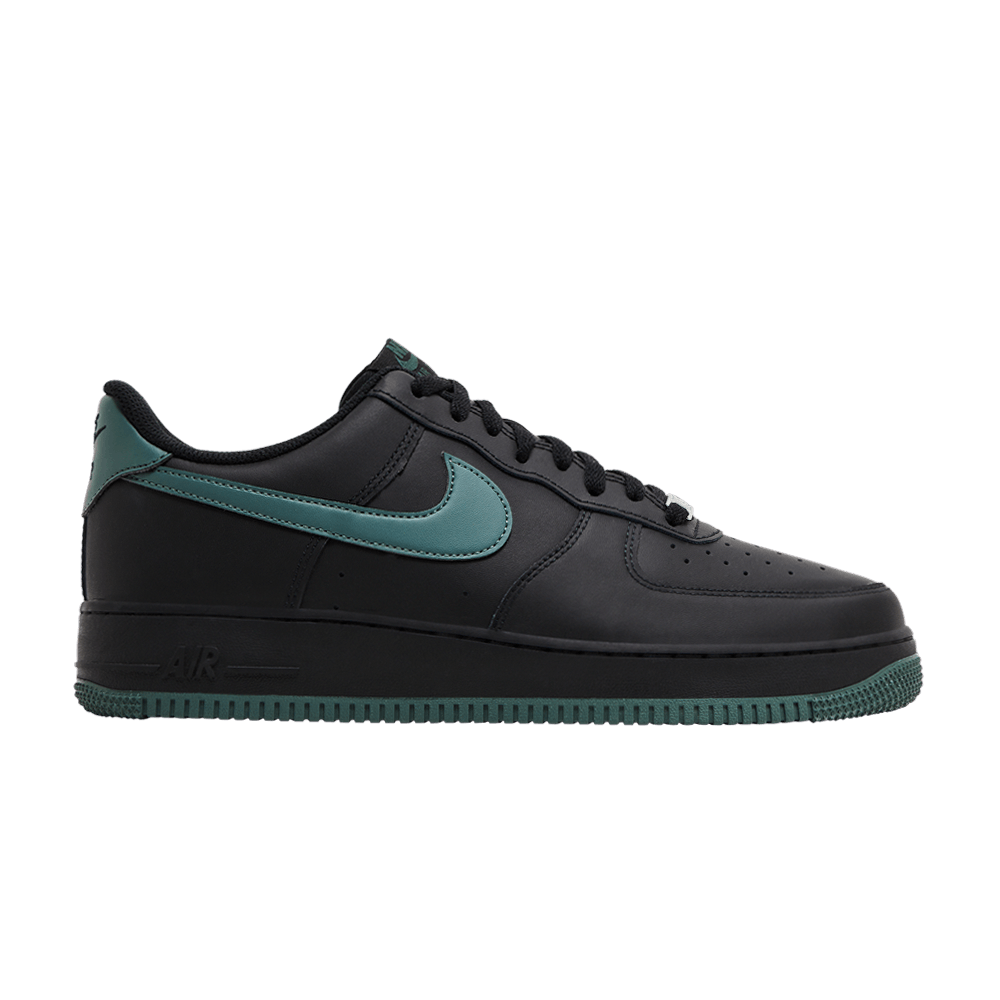 basket-sneakers-NIKE-Nike Air Force 1 Low '07 Black Vintage Green-