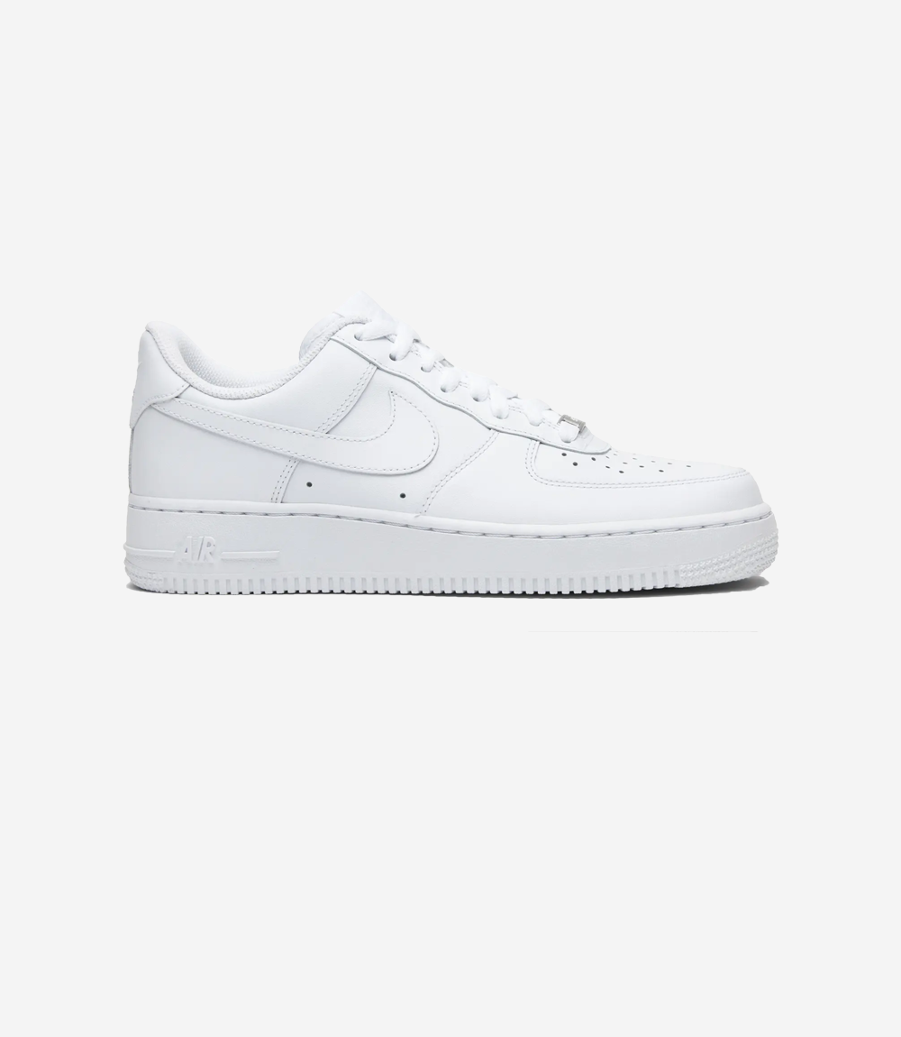 basket-sneakers-NIKE-Nike Air Force 1 Low '07 Flyease Triple White (Women's)-