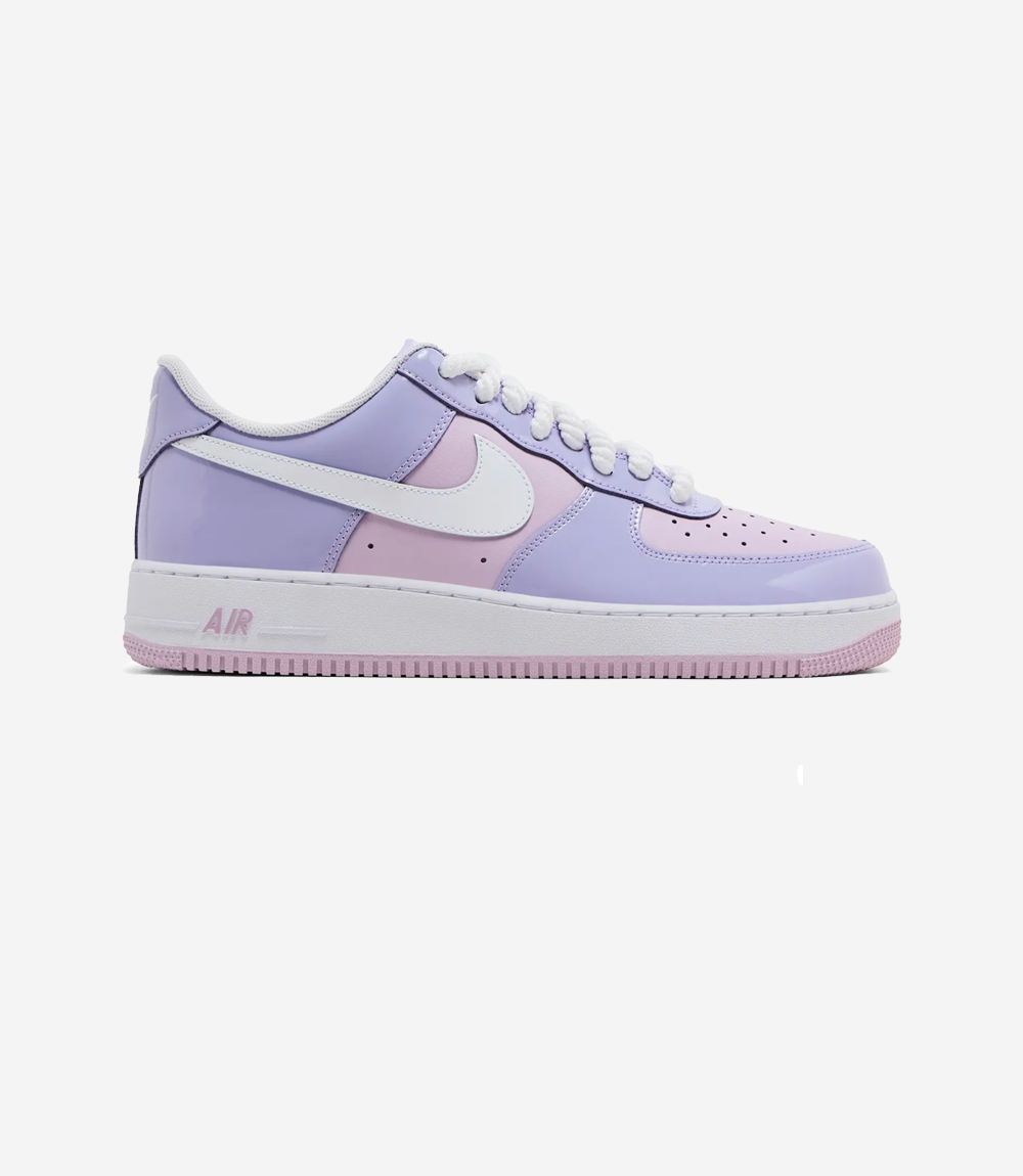 basket-sneakers-NIKE-Nike Air Force 1 Low '07 LV8 Hydrangeas Patent-