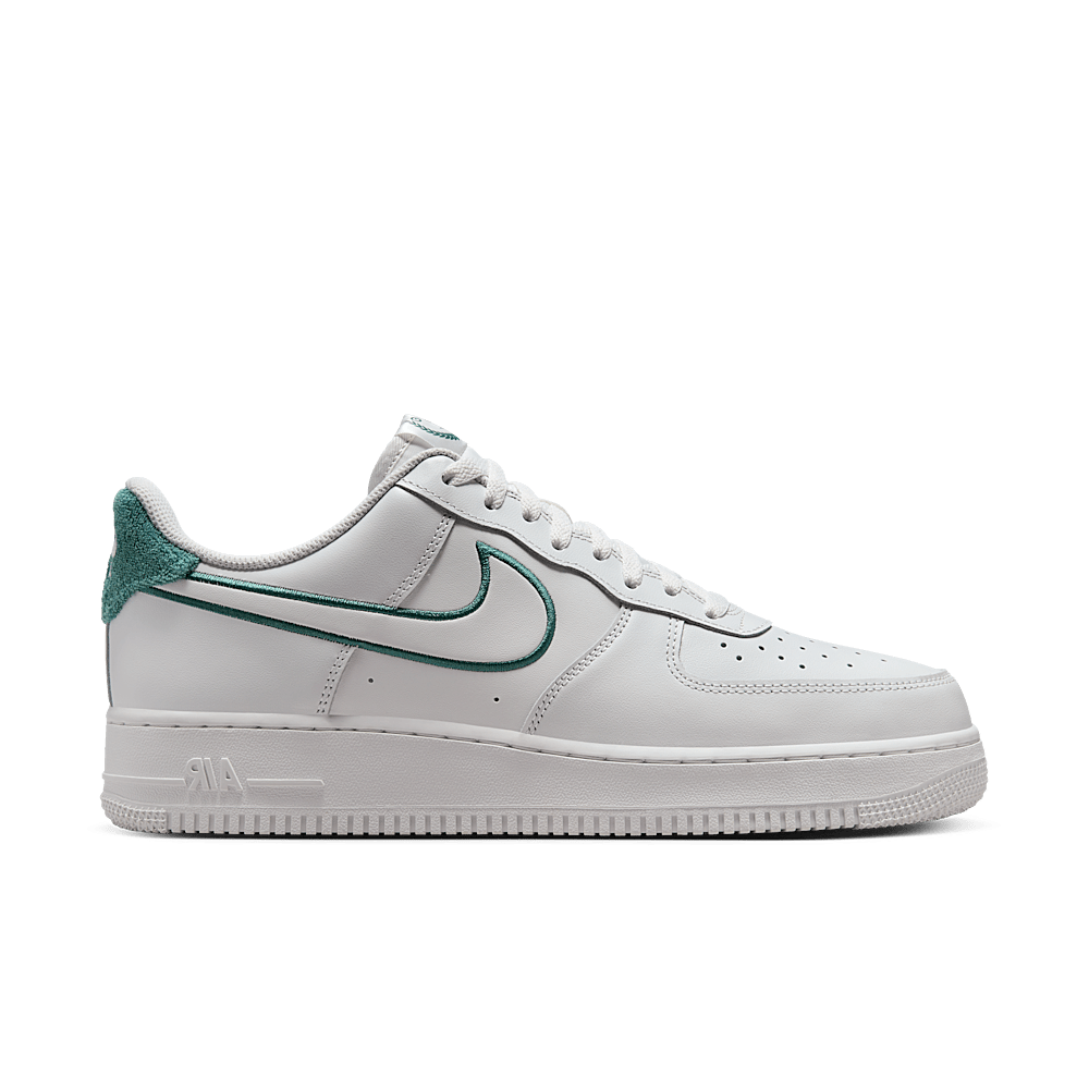 basket-sneakers-NIKE-Nike Air Force 1 Low Resort and Sport-