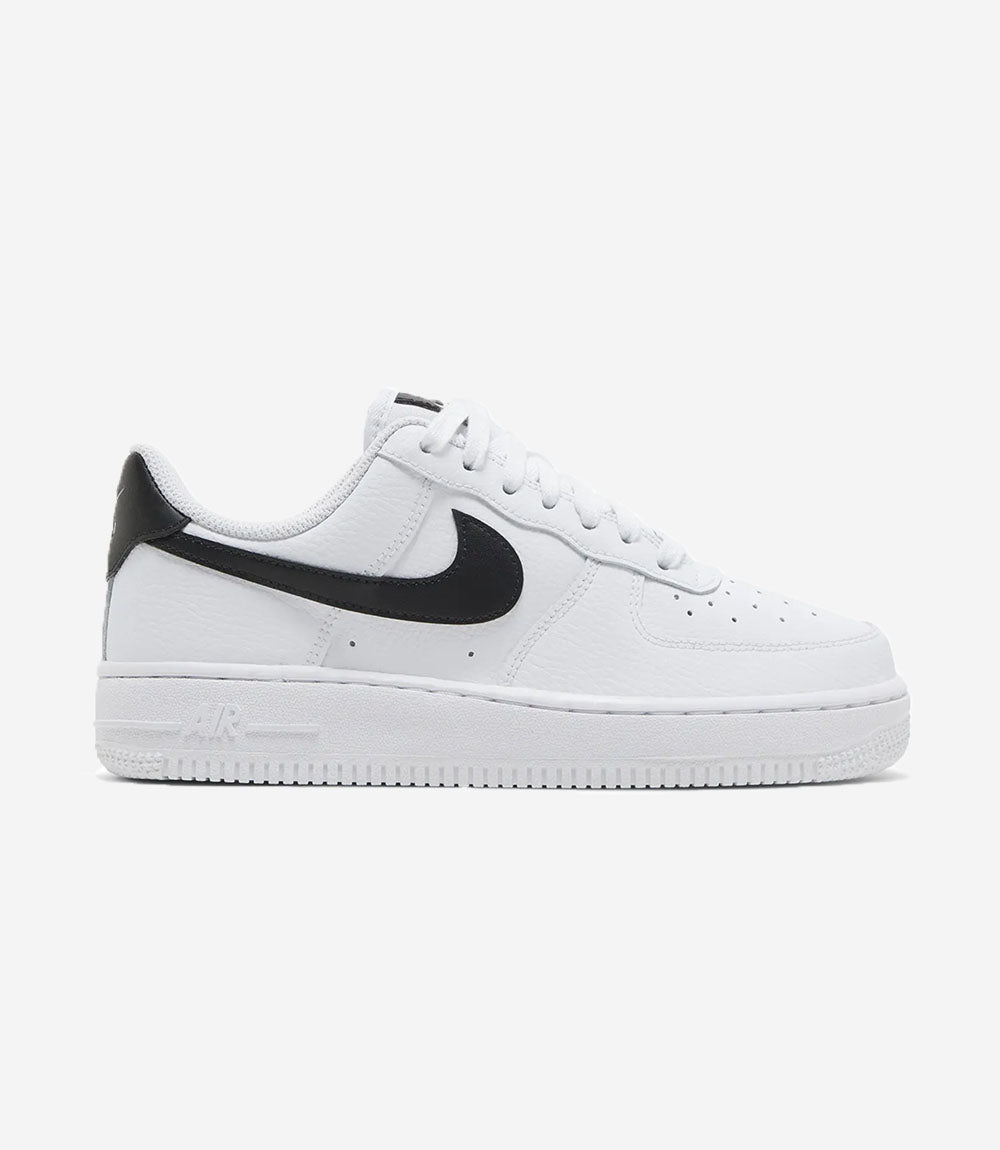 basket-sneakers-NIKE-Nike Air Force 1 Low White Black (2022) (Women's)-