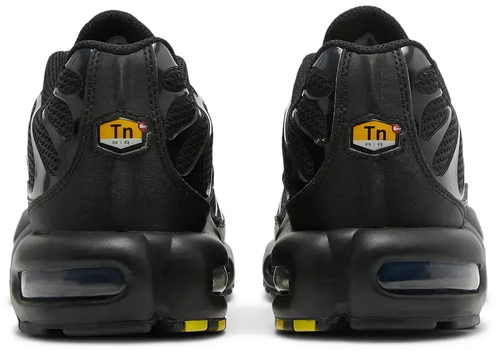 basket-sneakers-NIKE-Nike Air Max Plus TN Triple Black-