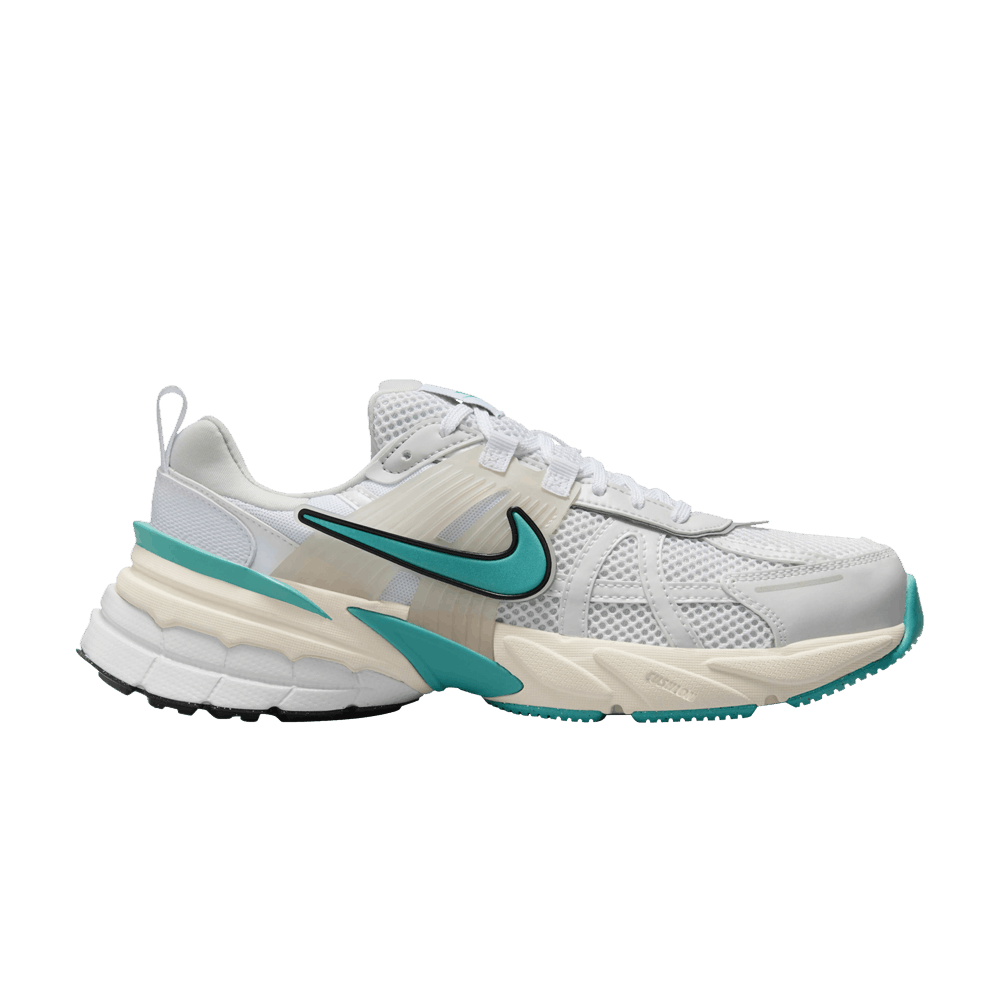 basket-sneakers-NIKE-Nike V2K Run Dusty Cactus (Women's)-