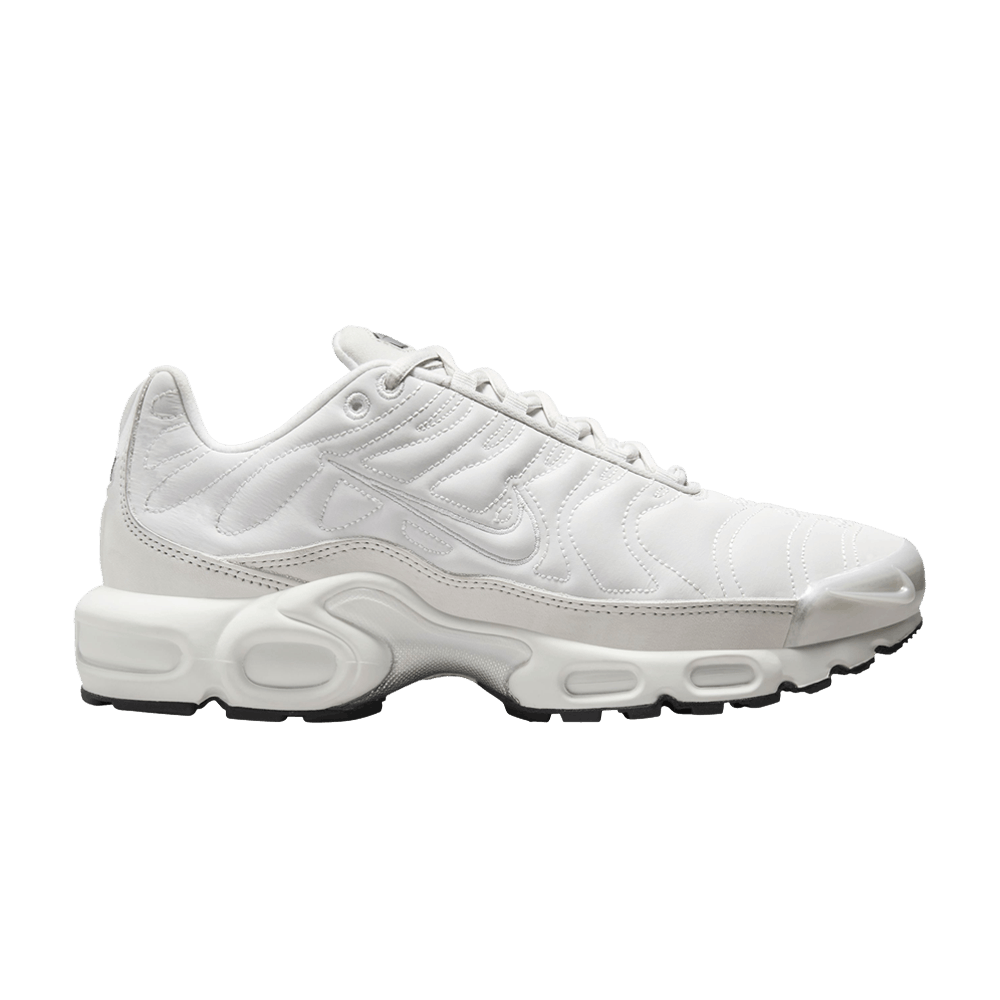 Nike Air Max Plus Platinum Tint (Women&#39;s)